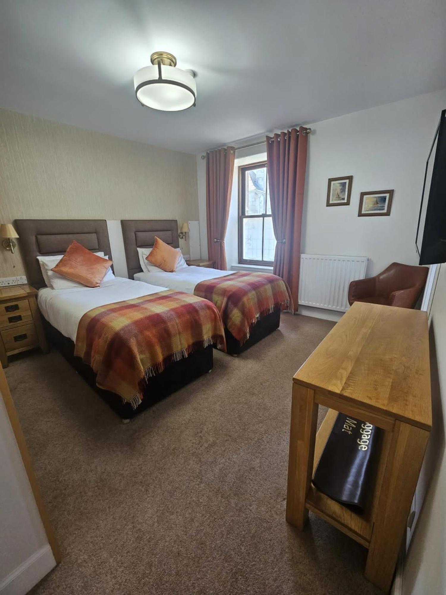 Fort Charlotte Guest House Lerwick Dış mekan fotoğraf